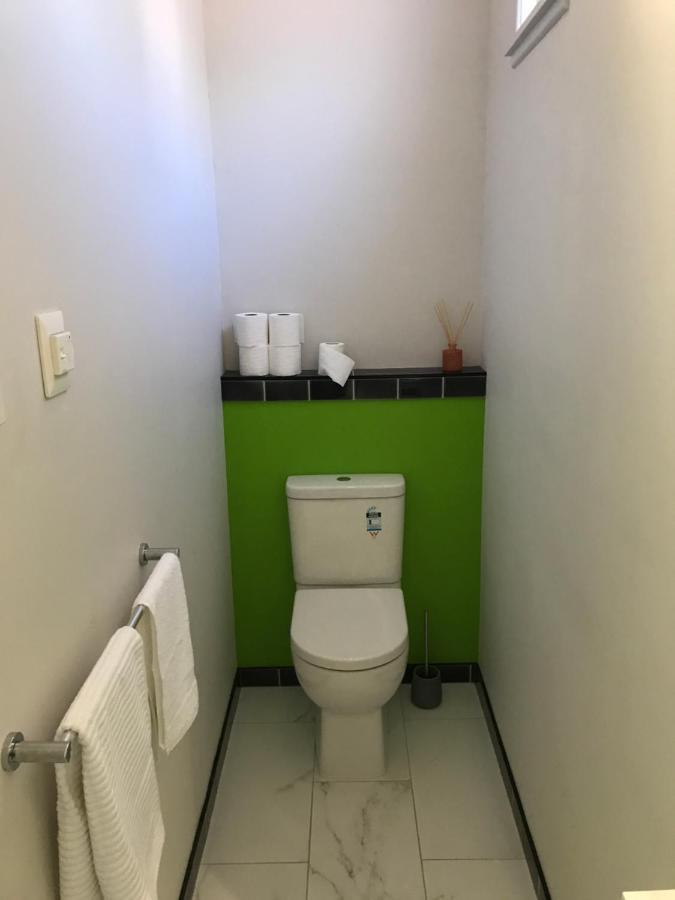 City Central Apartment - Modern, Private & Quiet Invercargill Buitenkant foto