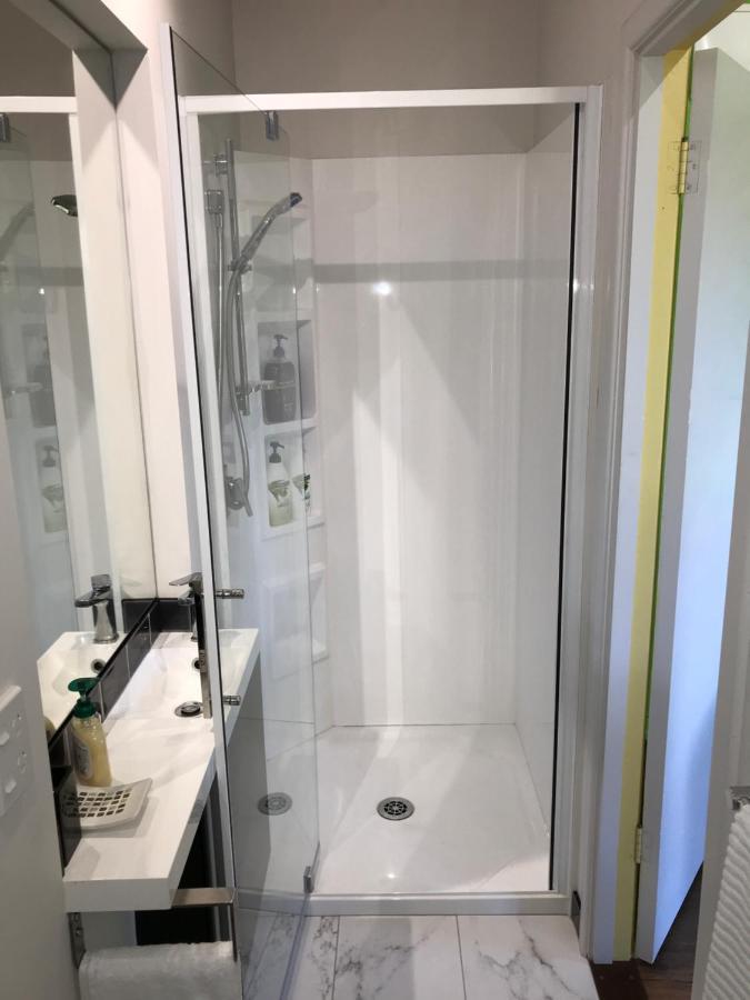 City Central Apartment - Modern, Private & Quiet Invercargill Buitenkant foto